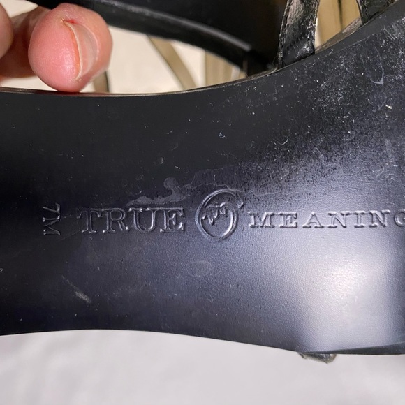 Black True Meaning T-Strap heels - Picture 4 of 8